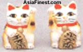 Japanese Maneki-Neko Lucky Fortune Cat Figure